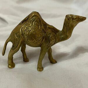 Vintage MCM Brass Miniature Camel Figurine w/ decorative Detailing Nativity 1.75